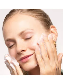 AC BHA Foam Cleansing