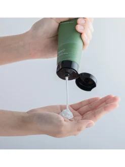 Deep Green Tea Cleansing Foam