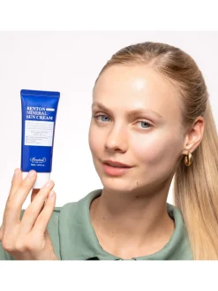 Skin Fit Mineral Sun Cream (SPF50 PA++++)